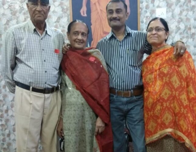 વ્હાલા પિતા નું અવસાન થતાં પરીવાર દ્વારા ગોંડલ માં પાંચ વૃક્ષો નું કર્યું વાવેત.