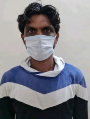 Rajkot-jetpur રાજકોટનાં જેતપુરમાં SOG અને સીટી પોલીસ સયુંકત દરોડા દરમ્યાન ૩ લાખના હેરોઈનના જથ્થા સાથે એક શખ્સને ઝડપી પાડ્યો.