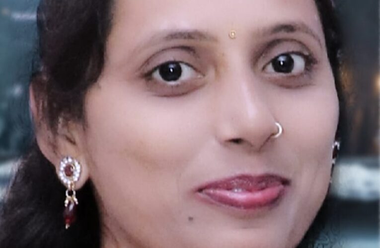 Halvad-Morbi કોરોના સામે હળવદની શિક્ષીકા જંગ હારી ગયા:અવસાન પામેલ કોરોના વોરિયર્સ શિક્ષિકાના પરિવારની મદદે આવ્યા પ્રાથમિક શાળાના શિક્ષકો.