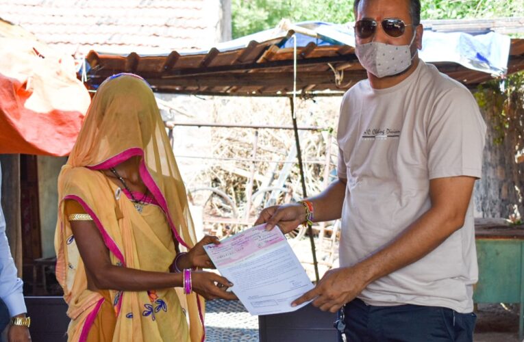 હળવદમાં VSSM સંસ્થા દ્વારા ૬,૮૦,૦૦૦/- ના ચેક વિચરતી વિમુક્ત જાતિ પૈકીના કાંગસિયા સમુદાયના ૩૪ પરિવારોને અર્પણ કરવામાં આવ્યા હતાં.