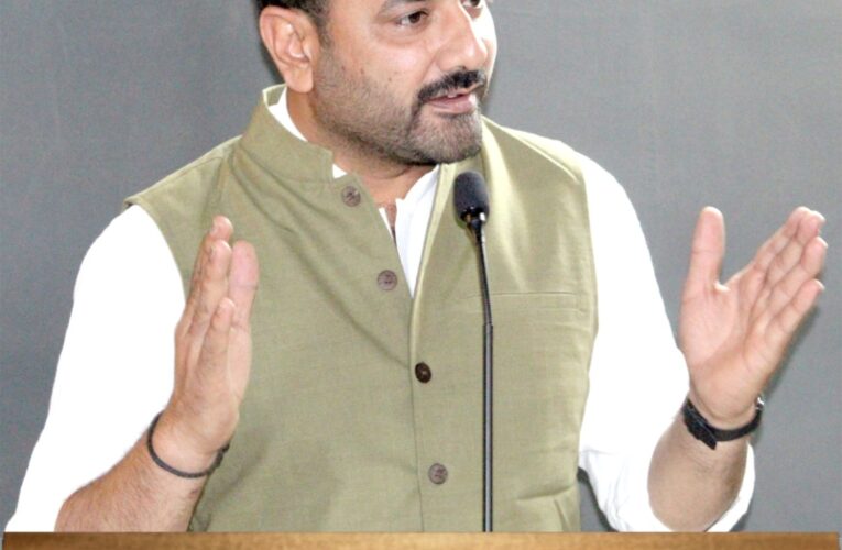 Gondal-Rajkot ગોંડલ નગરપાલિકા ના શાશક પક્ષના નેતા રાજેન્દ્રસિંહ જાડેજા નો જન્મદિવસ.