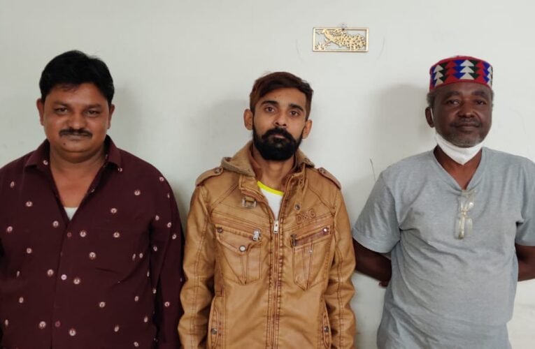 ગોંડલ શહેર ના પ્રોહી જુગારના લીસ્ટેડ બુટલેગરો વીરૂધ્ધ ત્રણ ઇસમની હદપારી..