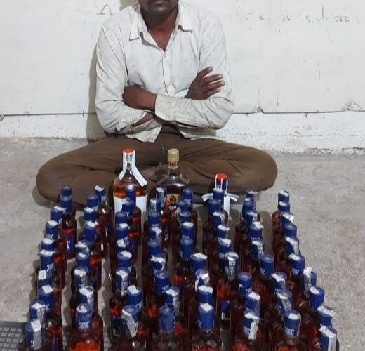 Bhayavadar-Rajkot ભાયાવદર પોલીસ સ્ટેશન વિસ્તારના મોટીવાવડી ગામે ઈંગ્લીશ દારૂના જથ્થા સાથે એક ઈસમને ઝડપી લેતી રાજકોટ રૂરલ એલ.સી.બી.