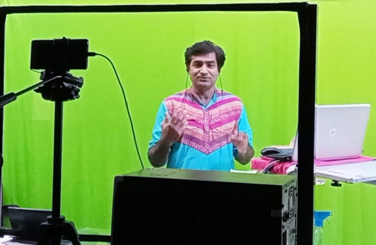 Gondal-Rajkot ભાવનગર યુનિ ના અધ્યાપક દિલીપ બારડ દ્વારા કર્ણાટક યુનિ ના શિક્ષકો અને આસામ ના માસ્ટર ટ્રેઇનર ને ઓનલાઈન શિક્ષણ અંગે તાલીમ આપવામાં આવી