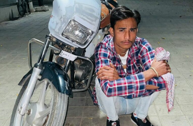 Gondal-Rajkot.ગોંડલમાં ચોરાઉ બાઇક સાથે અઝરૂદિન કાદરીને રૂરલ એલસીબીએ ઝડપી લીધો.