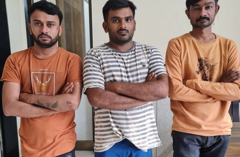 ગોંડલ તાલુકાના બીલીયાળા ગામની સીમાંથી વિદેશી દારૂ ના મોટા જથ્થા સાથે ત્રણ વ્યક્તિ પકડી પાડતી રાજકોટ લોકલ ક્રાઇમ બ્રાન્ચ.