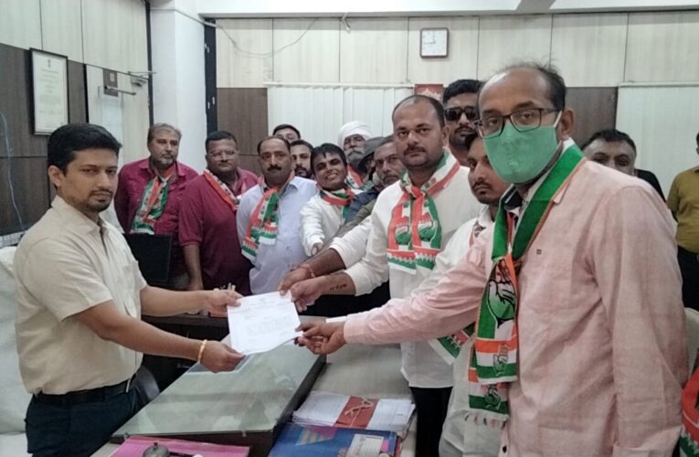 ગોંડલ ઉમવાળા રોડ પર થયેલ દુષ્કર્મ ને લઈને શહેર કોંગ્રેસ સમિતિ દ્વારા ડેપ્યુટી કલેકટર ને આવેદન પત્ર પાઠવવામાં આવ્યું અને આ ઘટના ની કેસ તાત્કાલીક ફાસ્ટ્રેક કોર્ટમાં ચાલે તેવી રજુઆત કરવામાં આવી.