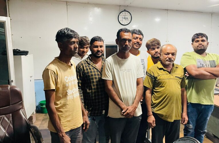 ગોંડલના કંટોલીયા ગામની સીમમાંથી આઠ પત્તા પ્રેમી જુગાર રમતા કુલ રોકડ રકમ રૂ. ૭૬,૧૦૦/- સહિત કુલ રૂ. ૧,૧૬,૧૦૦/- ના મુદામાલ સાથે પકડી પાડતી રાજકોટ રૂરલ લૉકલ ક્રાઇમ બ્રાન્ચ.