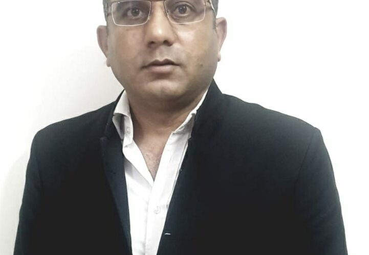 ગોંડલ ગેંગરેપના ગુનામાં ત્રીપુટીને અંતિમ શ્વાસ સુધીની સજા:મિત્ર સાથે ઉભેલી સગીરાને ધમકી આપી ત્રણ પૈકી બે શખ્સોએ દુષ્કર્મ આચર્યુ હતુ.