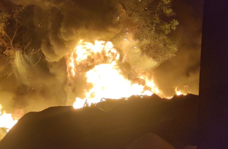 ગોંડલમાં પ્લાસ્ટીકના સ્ક્રેપના ગોડાઉનમાં આગ: માલ-સામાન ખાખ થતા પાંચ લાખનું નુકશાન.