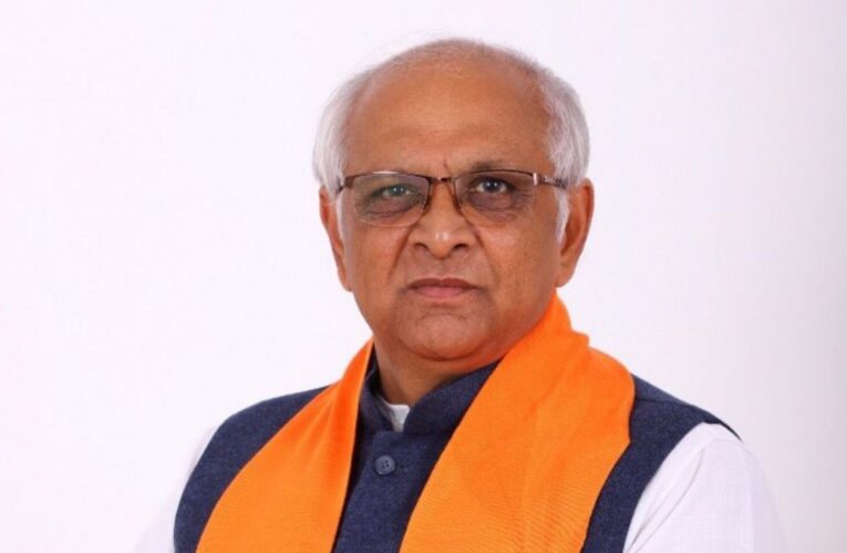 રાજકોટ ઝોનની ૩૦ નગરપાલિકાઓમાં ૧૯૦૦થી વધુ આવાસોના લોકાર્પણની તૈયારીઓ:મુખ્યમંત્રી શહેરી વિકાસ યોજના અંતર્ગત અનેક કામો પ્રગતિમાં – ગોંડલ, જેતપુર, ગાંધીધામ પાલિકામાં સિટી બસ શરૂ થશે.