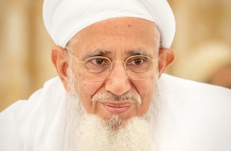 દાઉદી બોહરા ધમગુરુ સૈયદના મુફદ્દદલ સૈફૂદ્દીન સાહેબ ગોંડલ માં ઉષ્માભર્યું સ્વાગત કરવામાં આવ્યું.