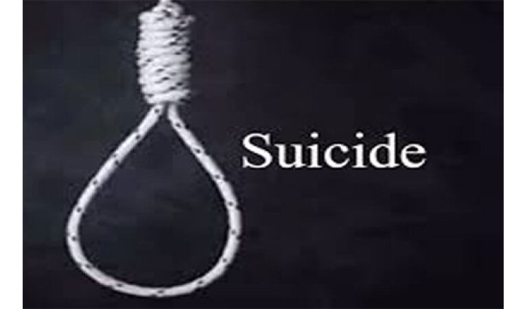 ગોંડલ પંથક માં ગળાફાંસો ખાઈ એક પ્રૌઢ તથા એક યુવાને જીવાદોરી ટુકાવી.