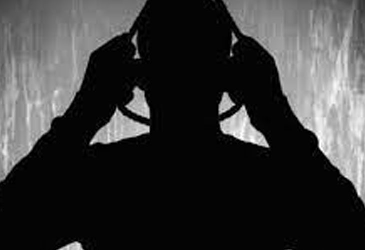 ગોંડલ નદી કાંઠે વહેલી સવારે યુવાને ગળાફાંસો ખાઈ જીવાદોરી ટુકાવી: નદી ના પટ નો બનાવ.