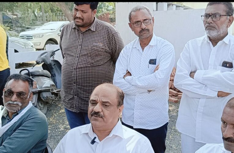 બાર કરોડ નાં ટેન્ડર રદ કરવાની ચકચારી ઘટનાં માં સુરત નાં કોન્ટ્રાક્ટર પોલીસ મથકે પહોંચ્યા:પોલીસે નિવેદન નોંધ્યુ:તપાસ બાદ યોગ્ય જણાયે ગુન્હો દાખલ કરાશે.