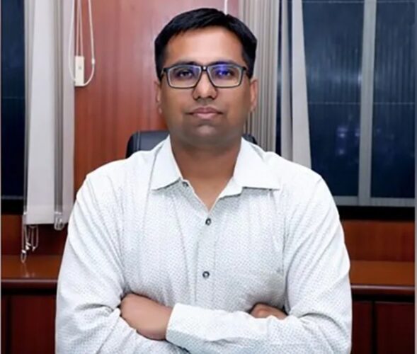 માતા–પિતાની સ્વપાર્જીત સ્થાવર મિલકતમાં પુત્રને ભાગ માગવાનો અધિકાર નથી પુત્રને મકાન ખાલી કરવા અને ભરણપોષણ કરવા જીલ્લા કલેકટરનો આદેશ.