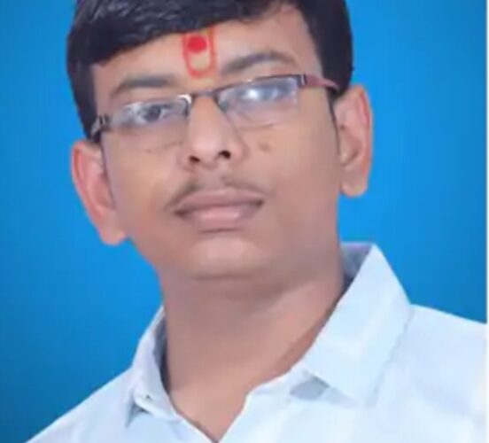 ગોંડલ ઘોઘાવદર રોડ પર બાઈક અકસ્માત માં રામોદ ના યુવક નું મોત નીપજ્યું : ક્યાં વાહન સાથે અકસ્માત થયું તેને લઈને તપાસ શરૂ.