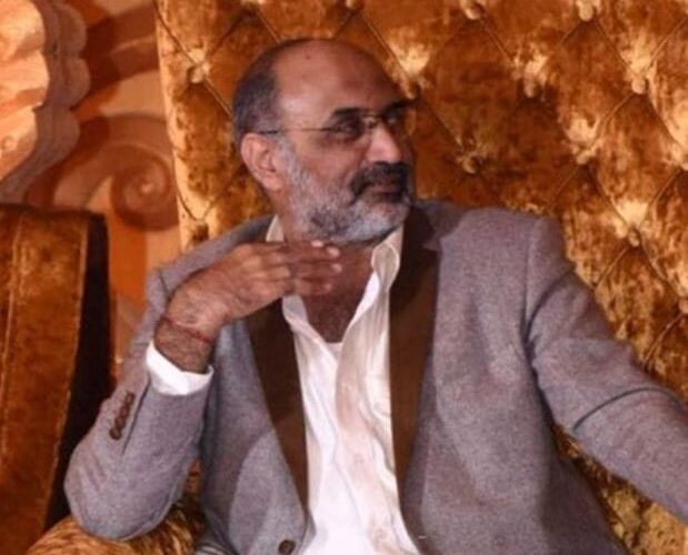 અમદાવાદ સુરેશ શાહ મર્ડર કેસના મુખ્ય સુત્રધાર નામચીન રાજુ શેખવા ના કાયમી જામીન મંજુર કરતી સુપ્રીમ કોર્ટ.