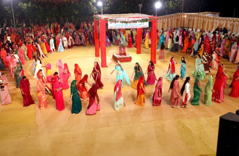 ગોંડલમાં મહારાણી રાજકુંવરબા રાજપૂત કન્યા વિદ્યાલય દ્વારા નવરાત્રી મહોત્સવ ઉજવાયો.