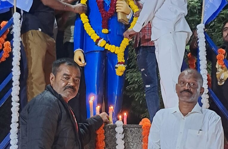 ગોંડલમાં ડો.આંબેડકર નાં નિર્વાણદિન નિમિત્તે કેન્ડલમાર્ચ યોજાઈ.