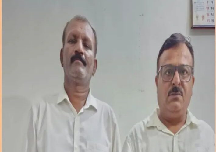 રીબડાનાં અમીત ખુંટ આપઘાત પ્રકરણ માં બન્ને એડવોકેટ નાં રીમાંન્ડ નામંજુર થતા જેલ હવાલે કરાયા.